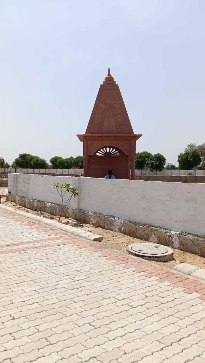 Farmhouse plot in fully developed gated township
