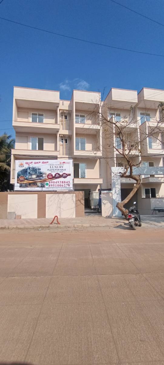 Comfortable & Spacious Homes Near Schools & IT Hubs